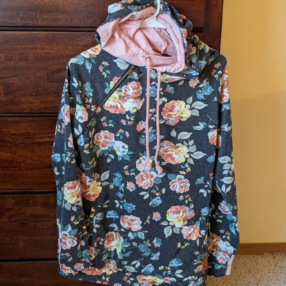 Ampersand size XL floral double hooded hoodie